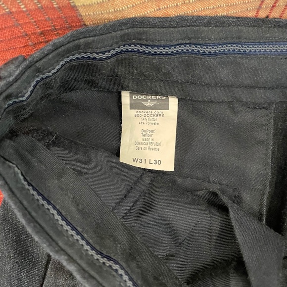 DOCKERS Men's Gray dress slacks - Picture 4 of 4